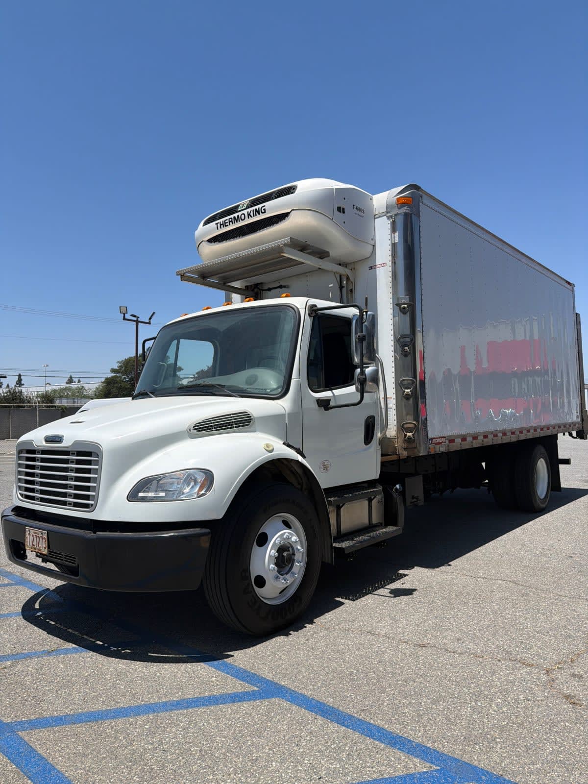 2019 Freightliner M2 106