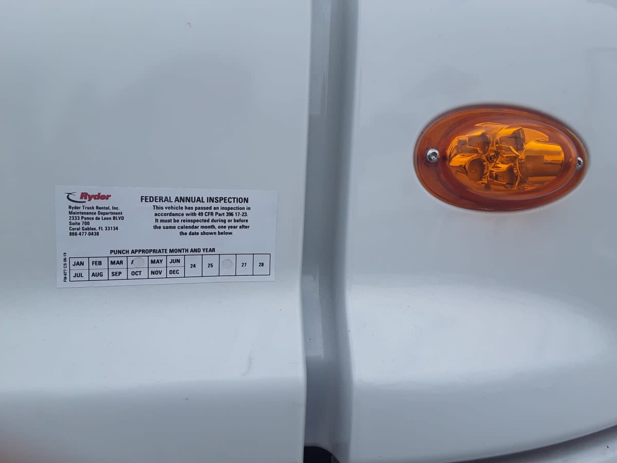 2018 Freightliner Cascadia in Montebello, CA — photo 14