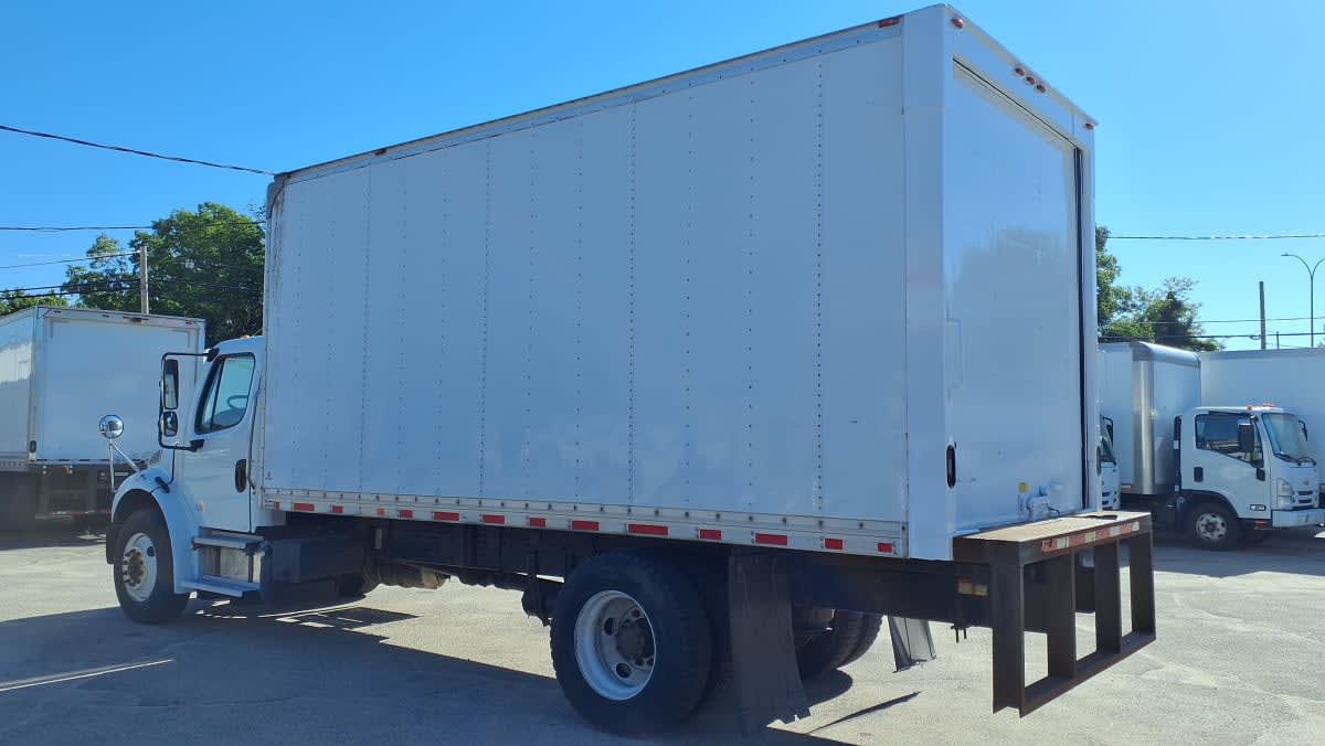 2018 Freightliner M2 106 in Warwick, RI — photo 6