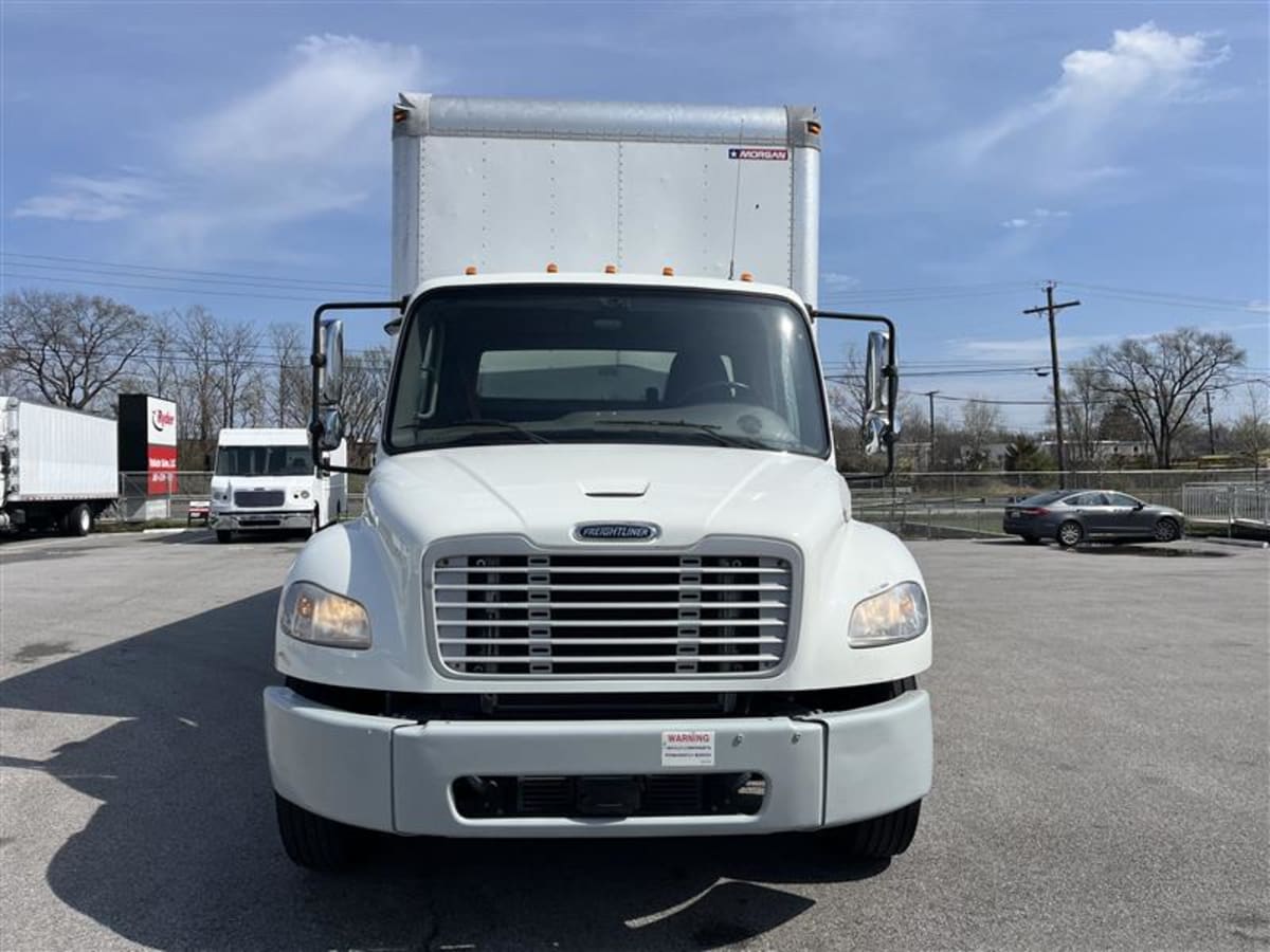 2018 Freightliner M2 106 in Beltsville, MD — photo 2