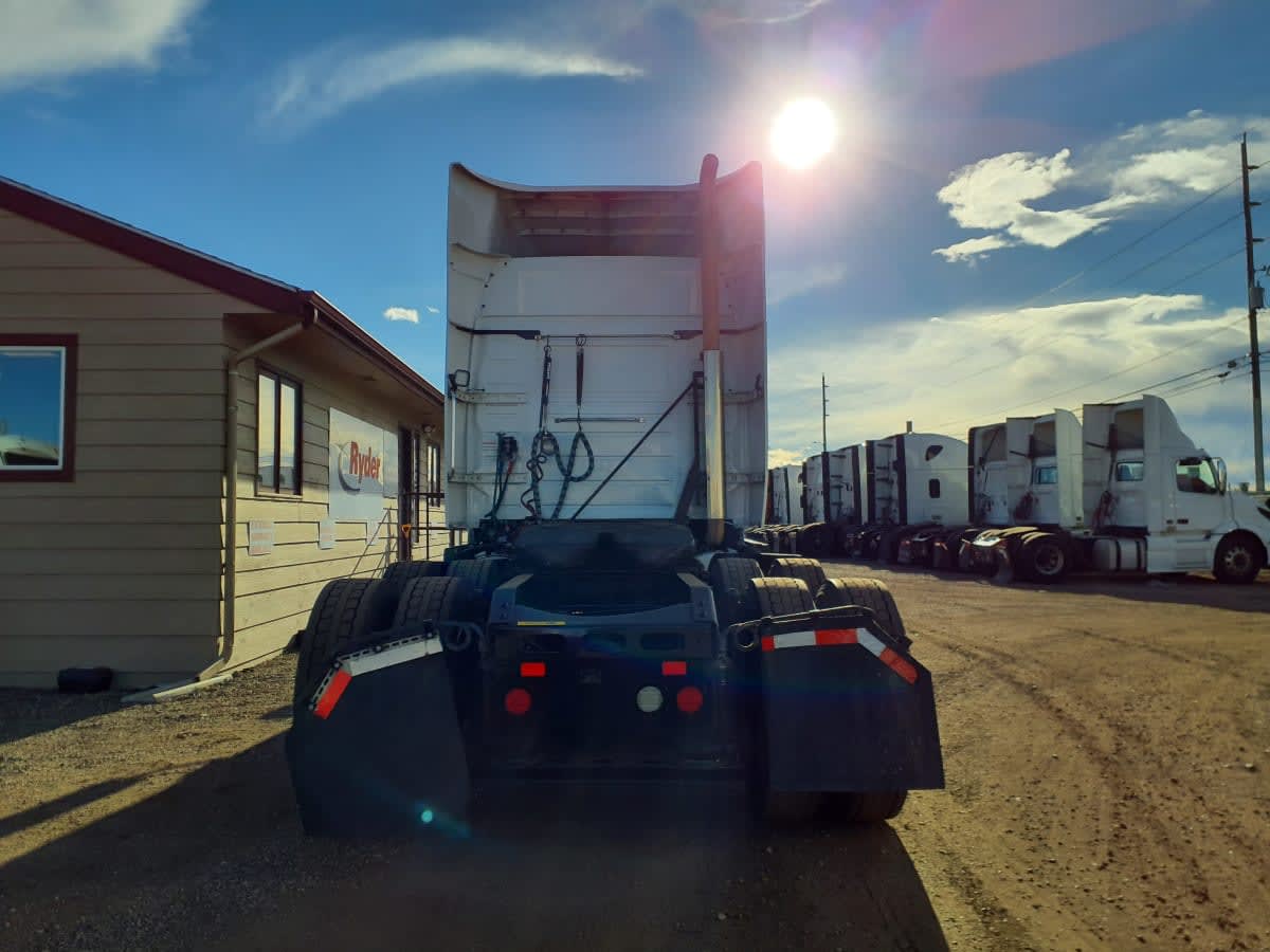 2019 Volvo VNR 640 in Commerce City, CO — photo 5