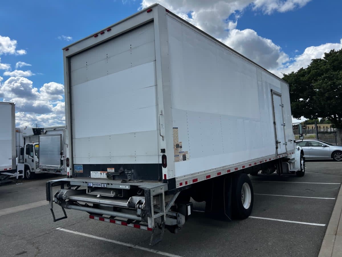 2018 Freightliner M2 106 in West Sacramento, CA — photo 4