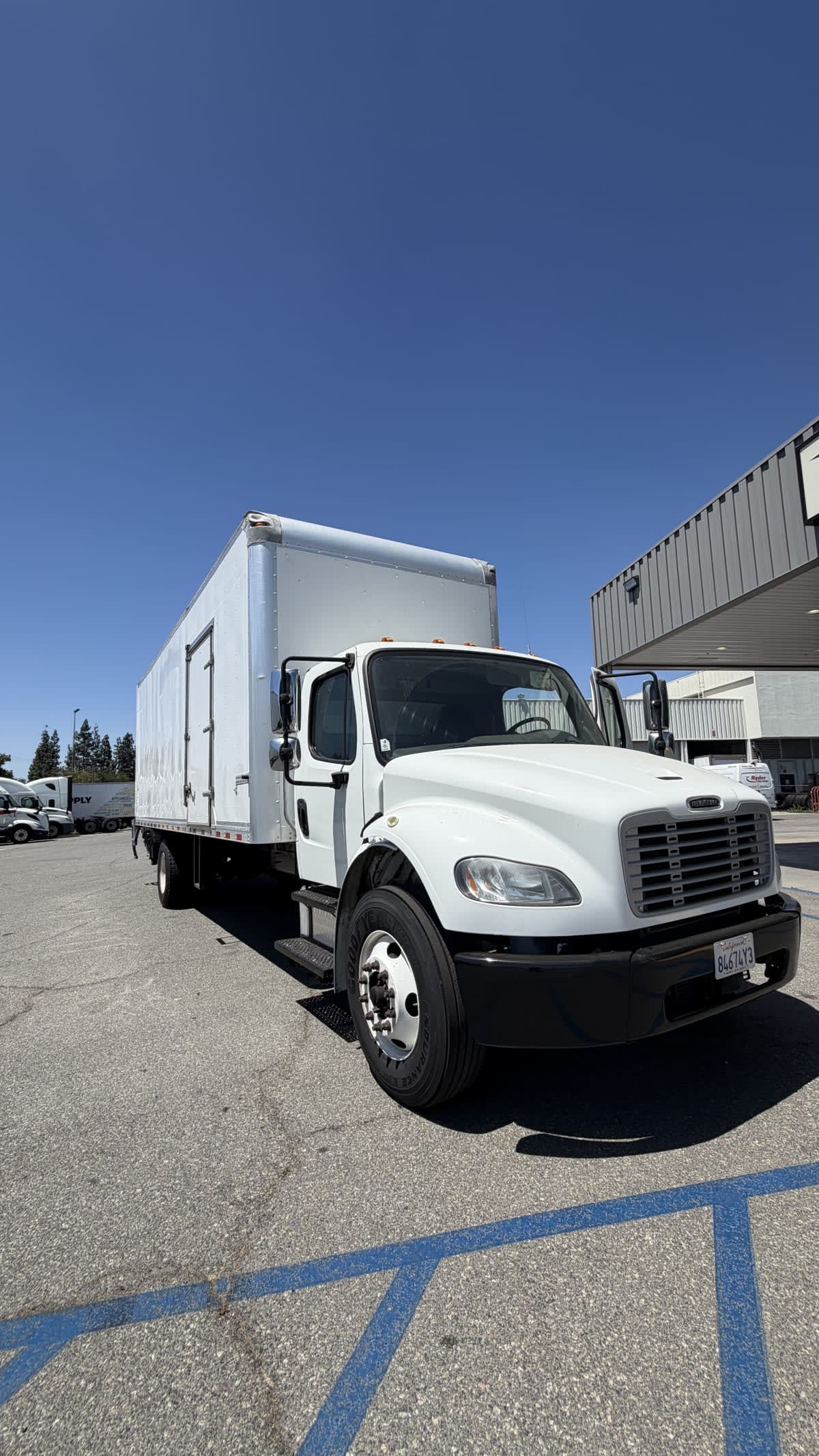 2018 Freightliner M2 106