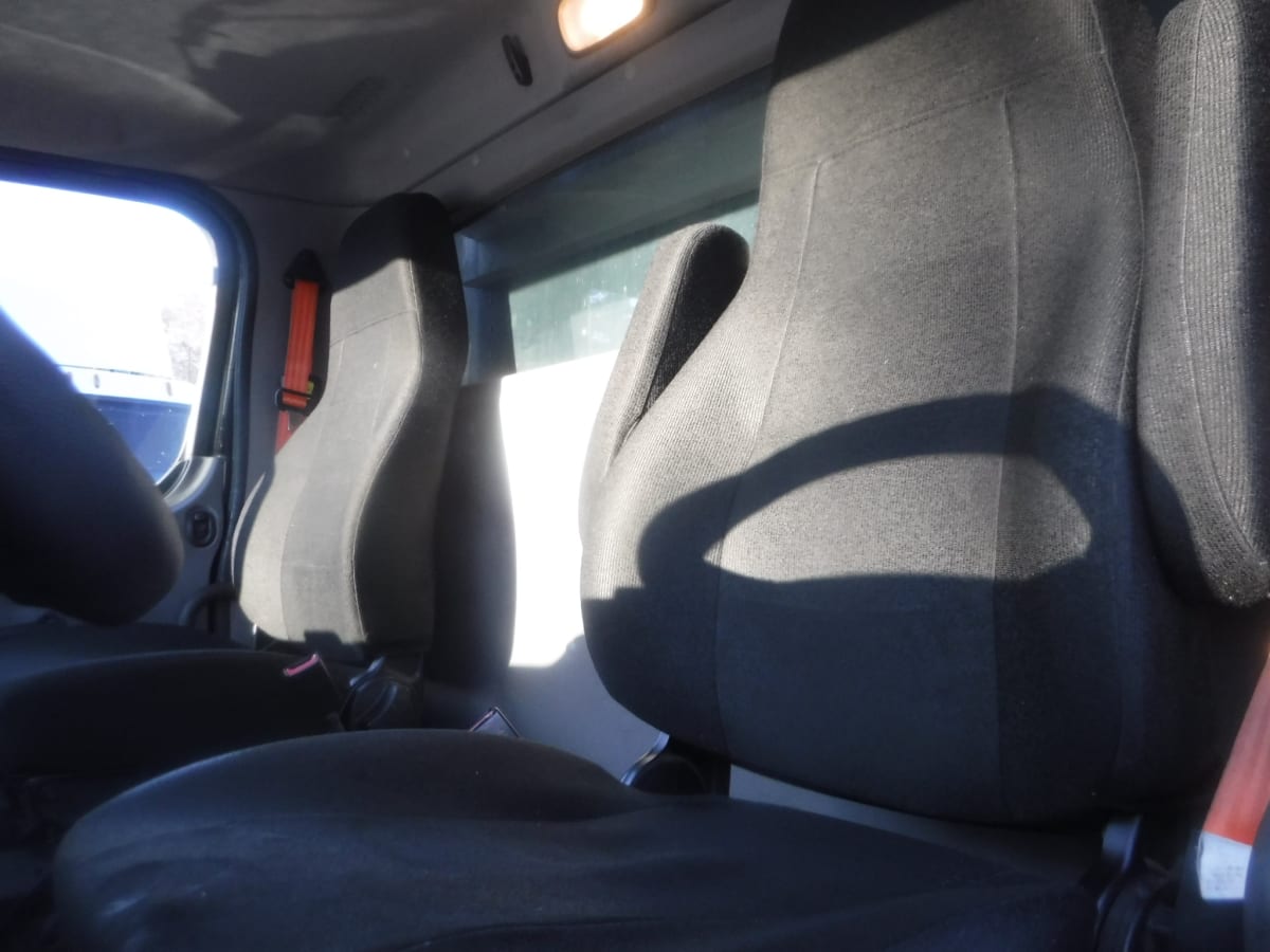 2019 Freightliner M2 106 in Springfield, MA — photo 10
