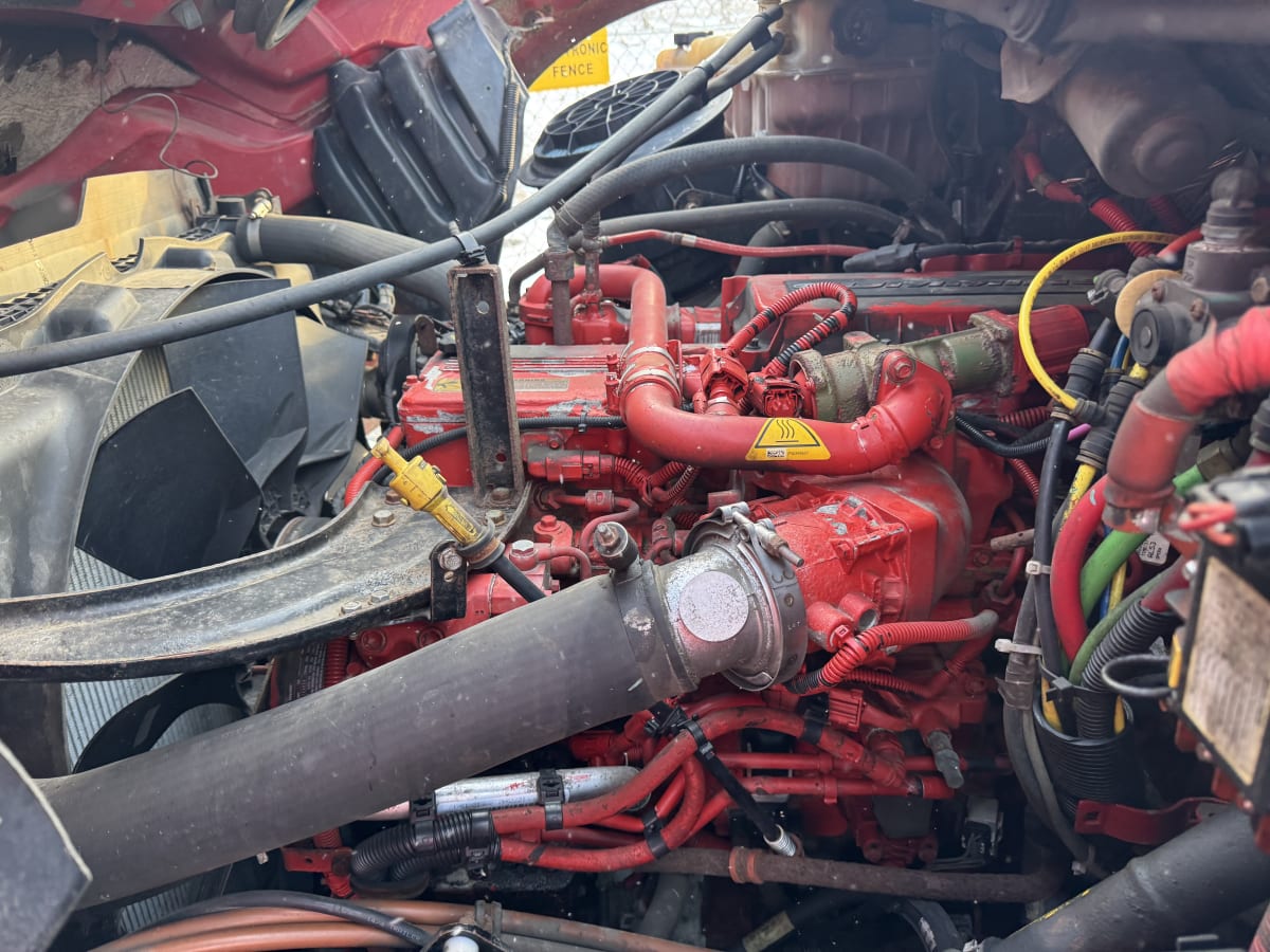 2019 Freightliner M2 106 in Syracuse, NY — photo 4
