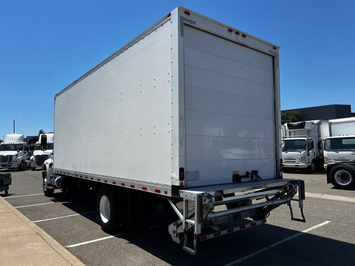 2019 International 4300 in West Sacramento, CA — photo 6