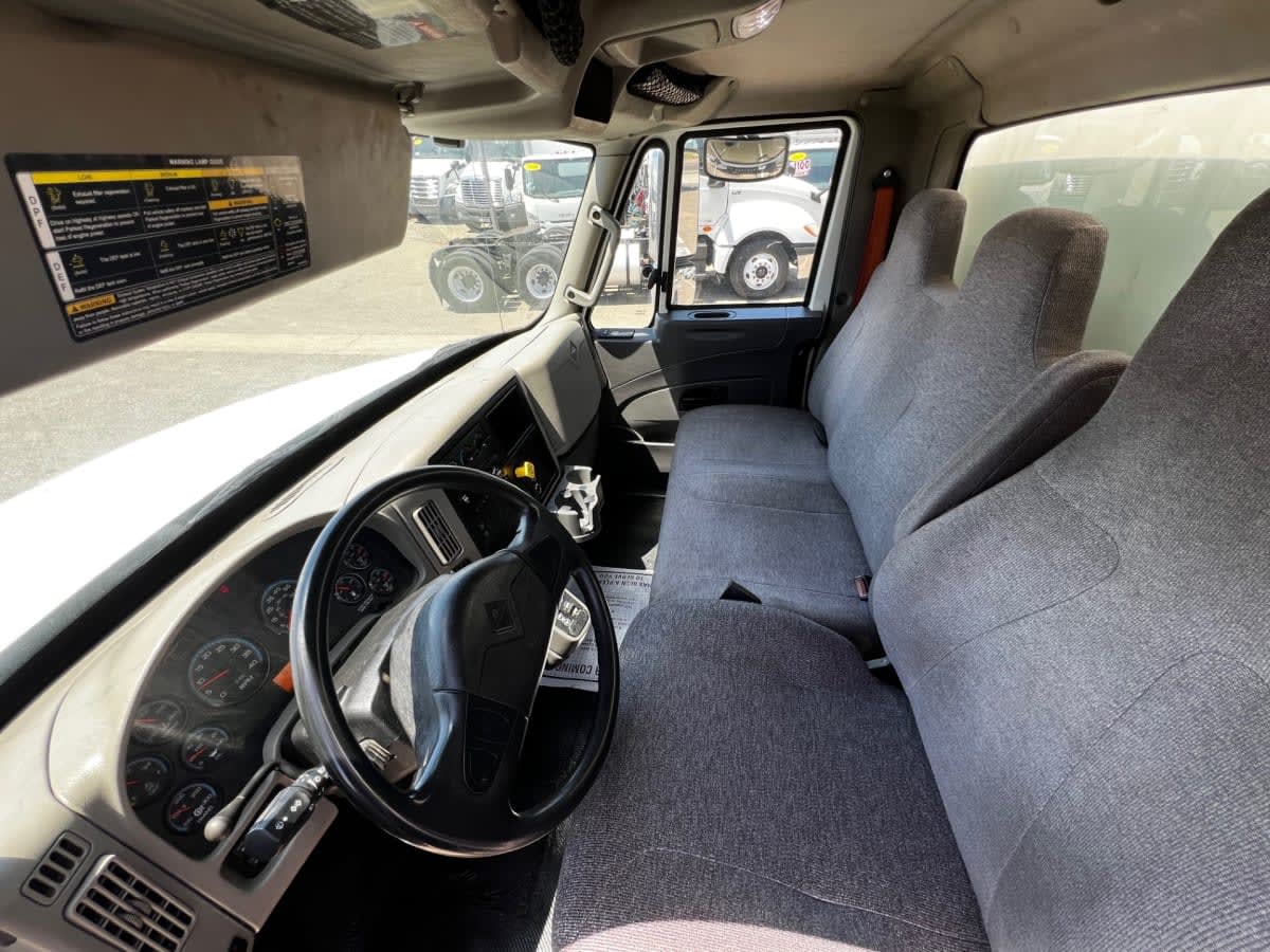 2019 International 4300 in West Sacramento, CA — photo 7