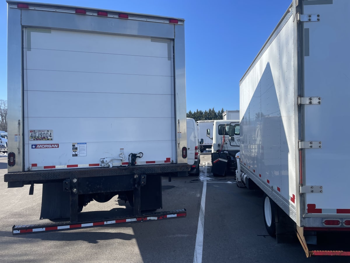 2019 Freightliner M2 106 in Beltsville, MD — photo 5