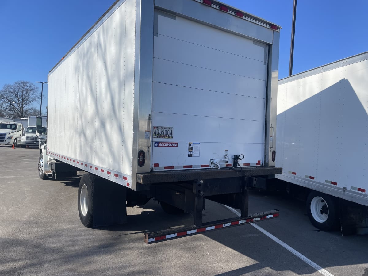 2019 Freightliner M2 106 in Beltsville, MD — photo 6