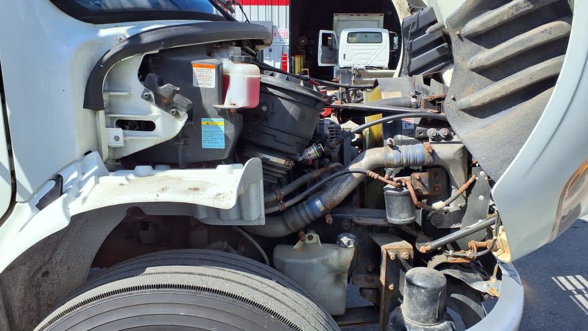 2019 Freightliner M2 106 in Salisbury, MA — photo 13