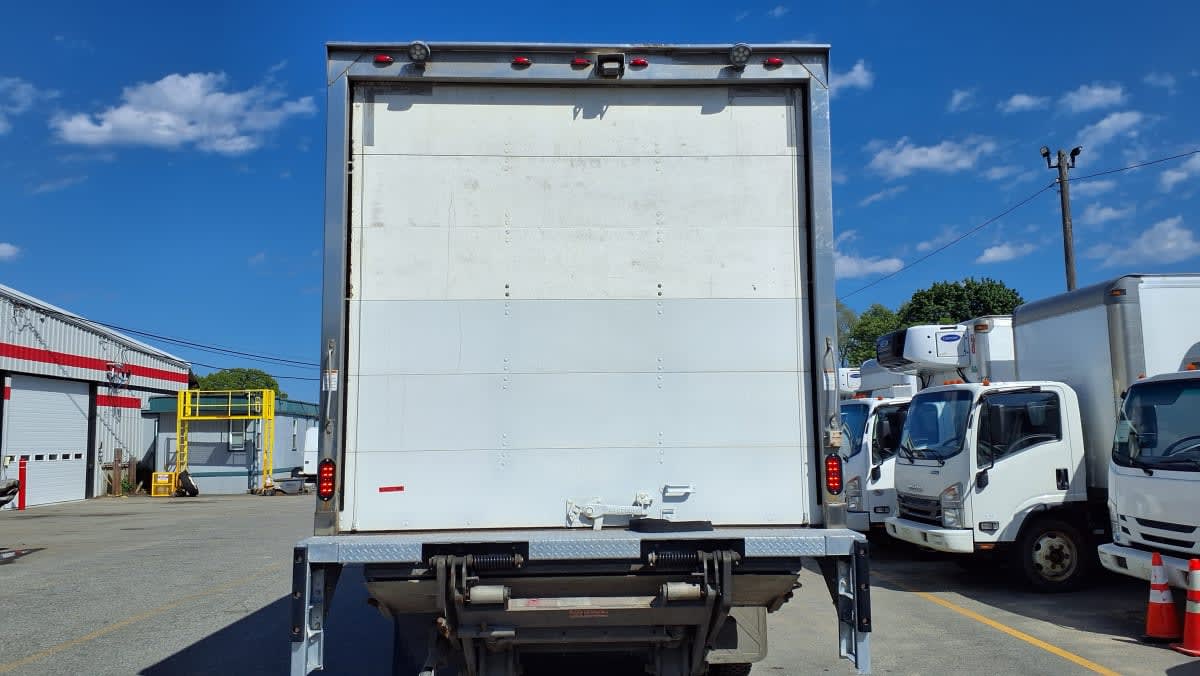 2019 Freightliner M2 106 in Salisbury, MA — photo 5