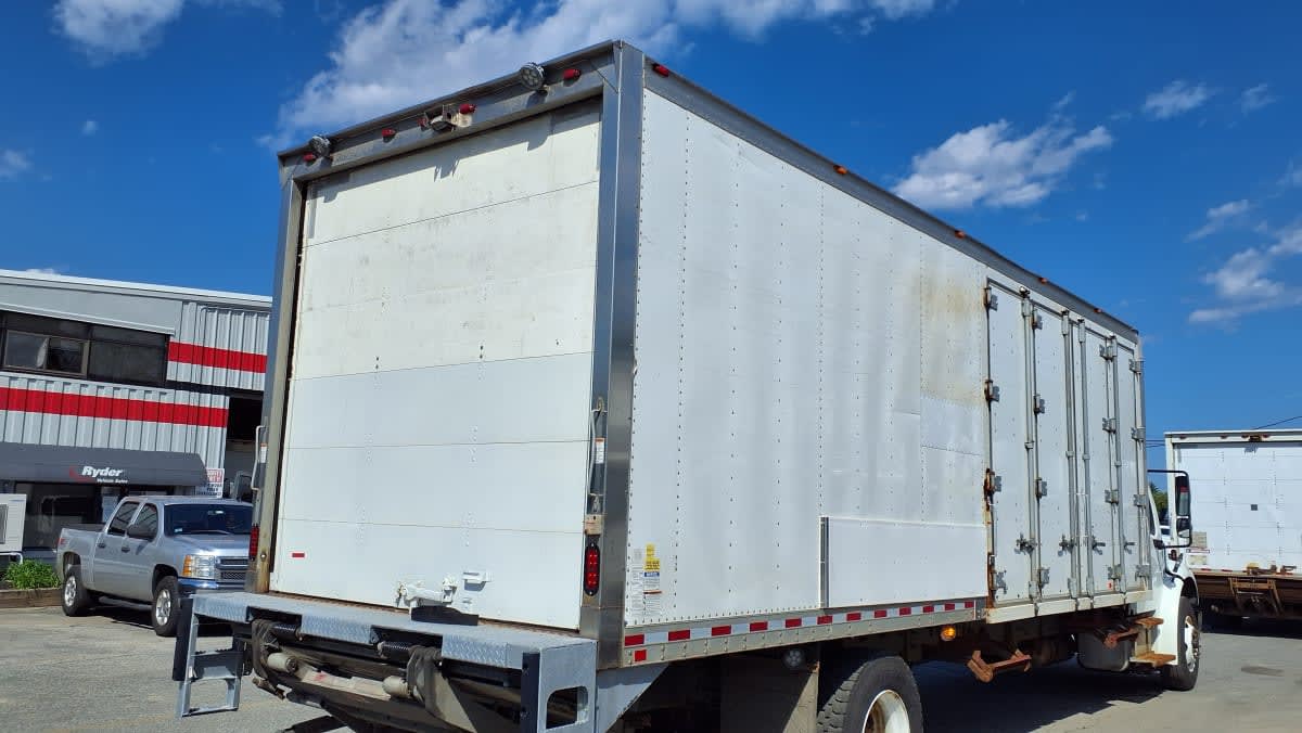 2019 Freightliner M2 106 in Salisbury, MA — photo 4