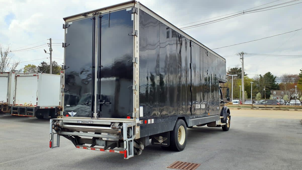 2019 Freightliner M2 106 in Norwood, MA — photo 4