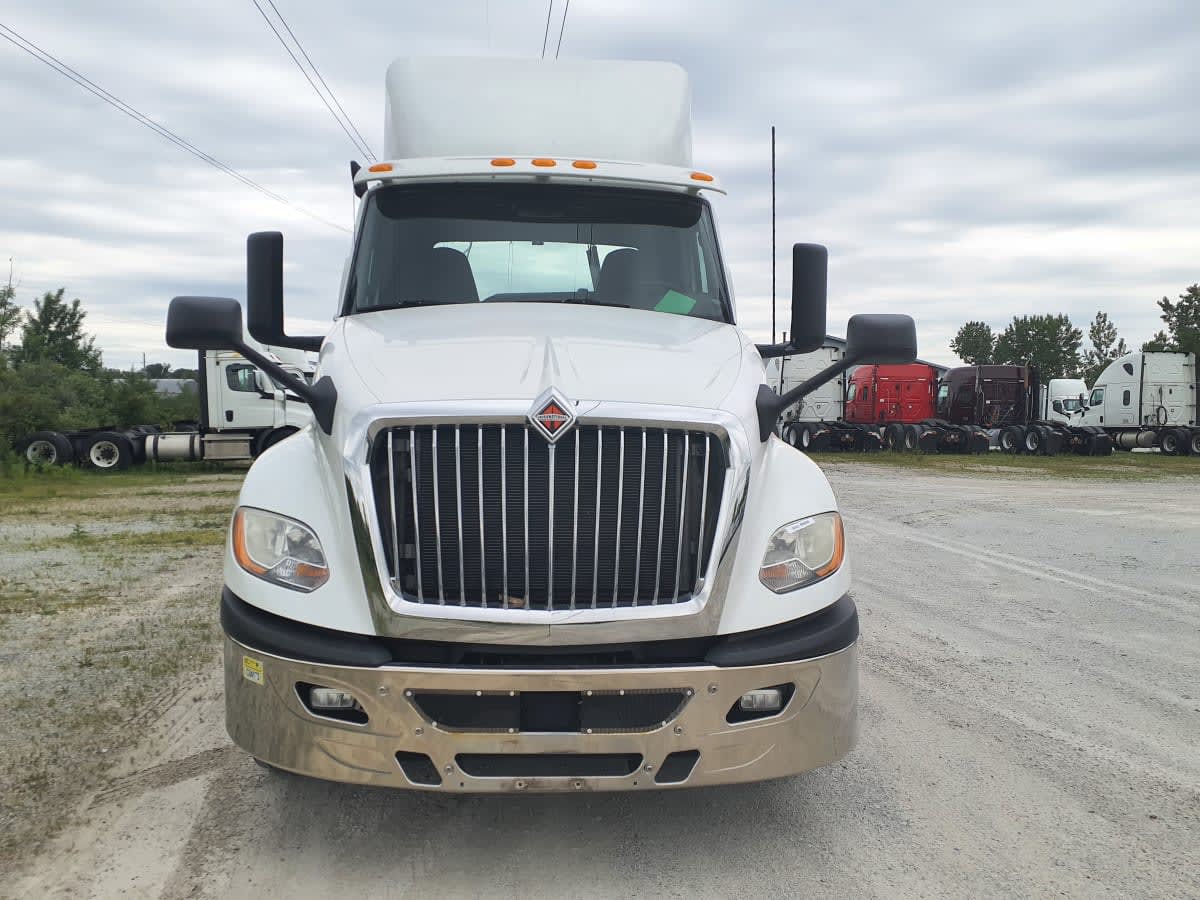 2018 International LT in Indianapolis, IN — photo 2