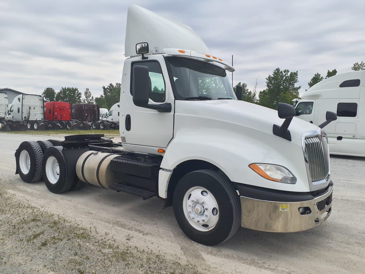 2018 International LT in Indianapolis, IN — photo 3