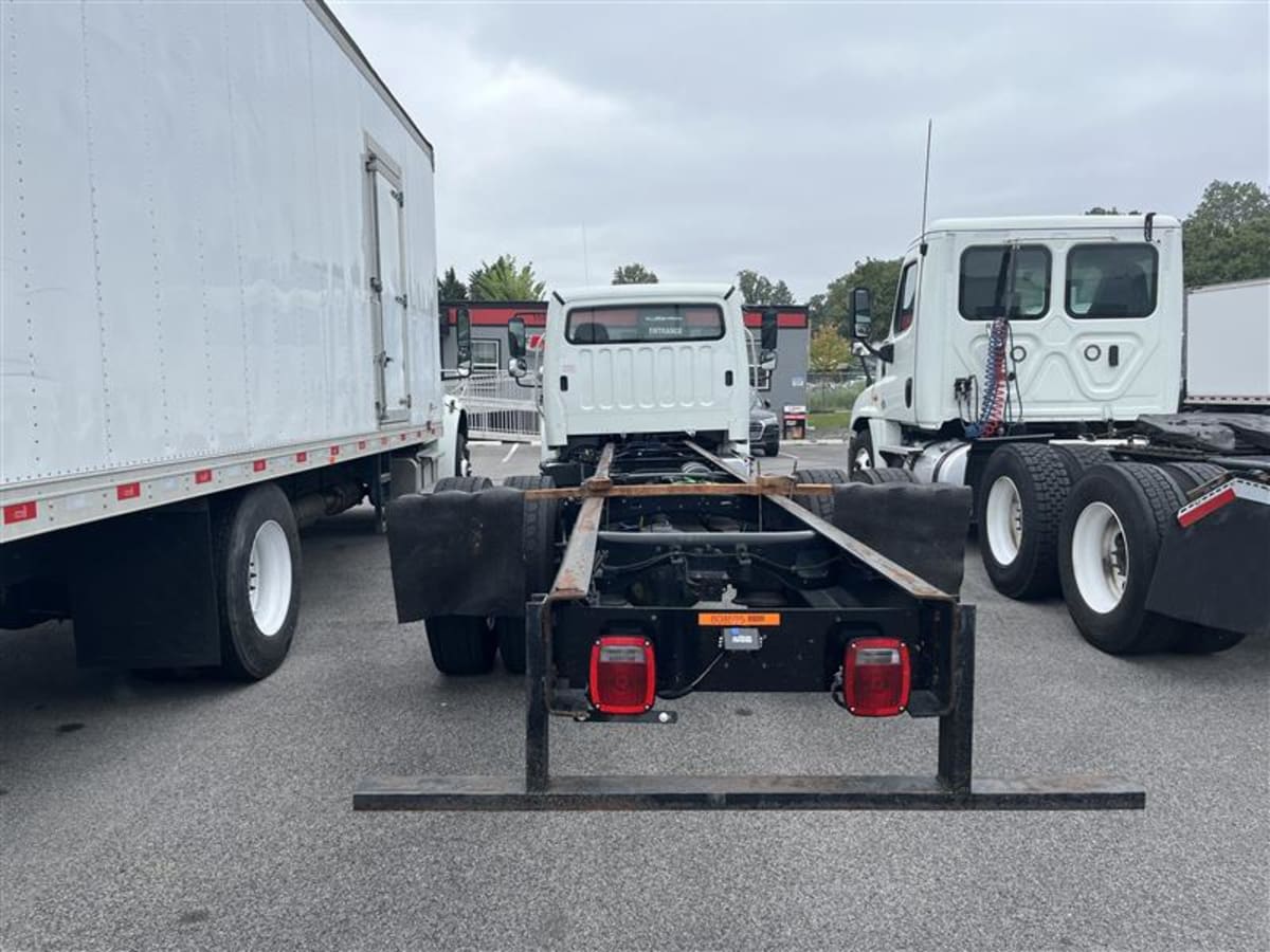2019 Freightliner M2 106 in Beltsville, MD — photo 5