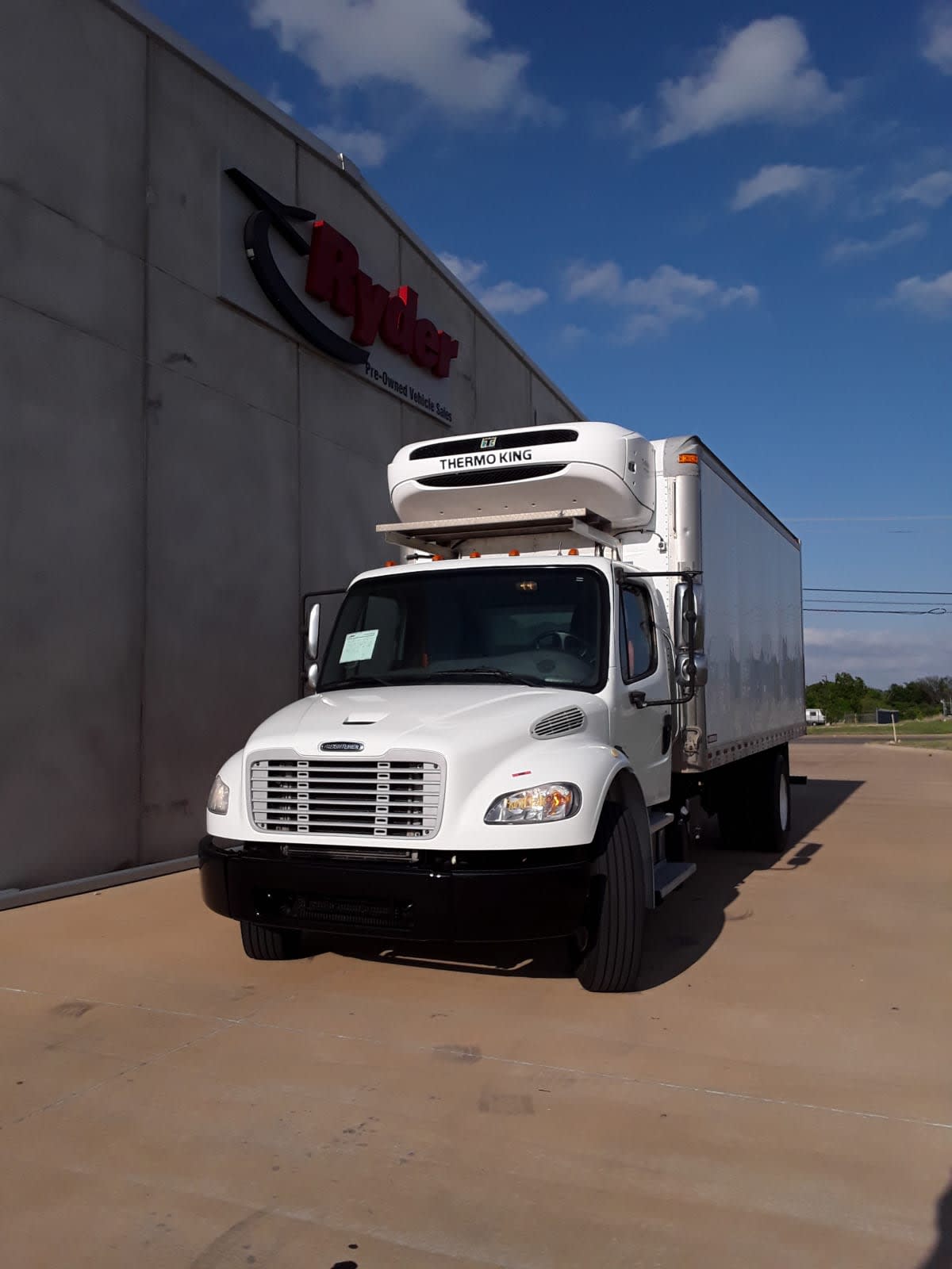 2019 Freightliner M2 106