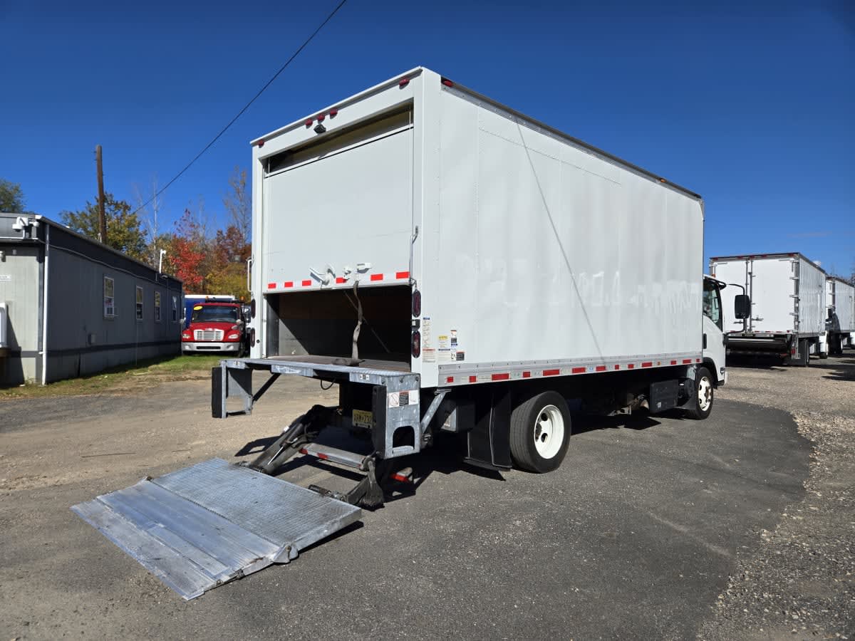 2019 Isuzu NQR in Bensalem, PA — photo 4