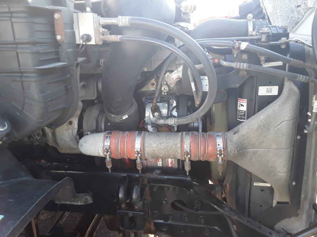 2019 Freightliner Cascadia in Hilliard, OH — photo 8