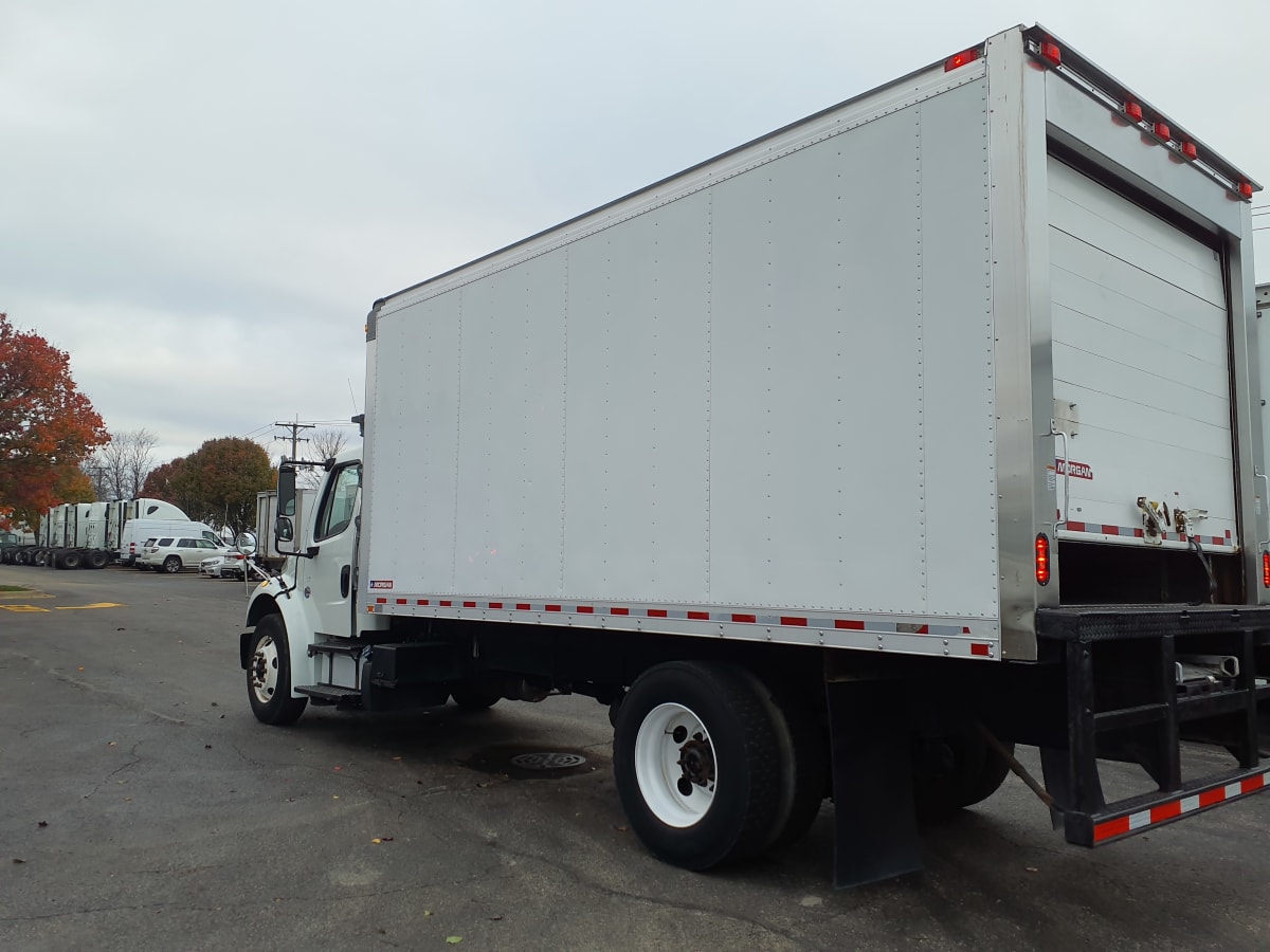 2019 Freightliner M2 106 in Bolingbrook, IL — photo 6