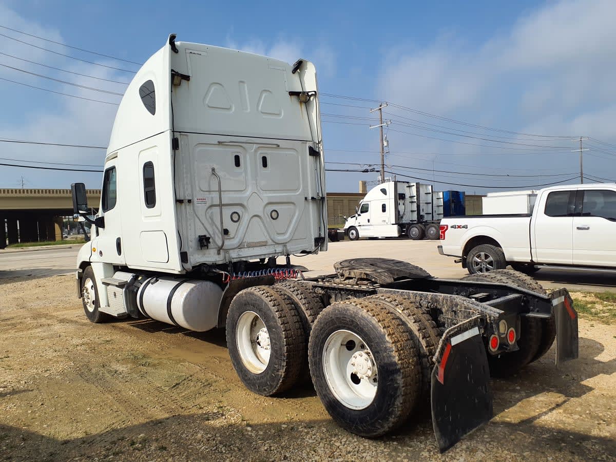 2019 Freightliner Cascadia in Converse, TX — photo 6
