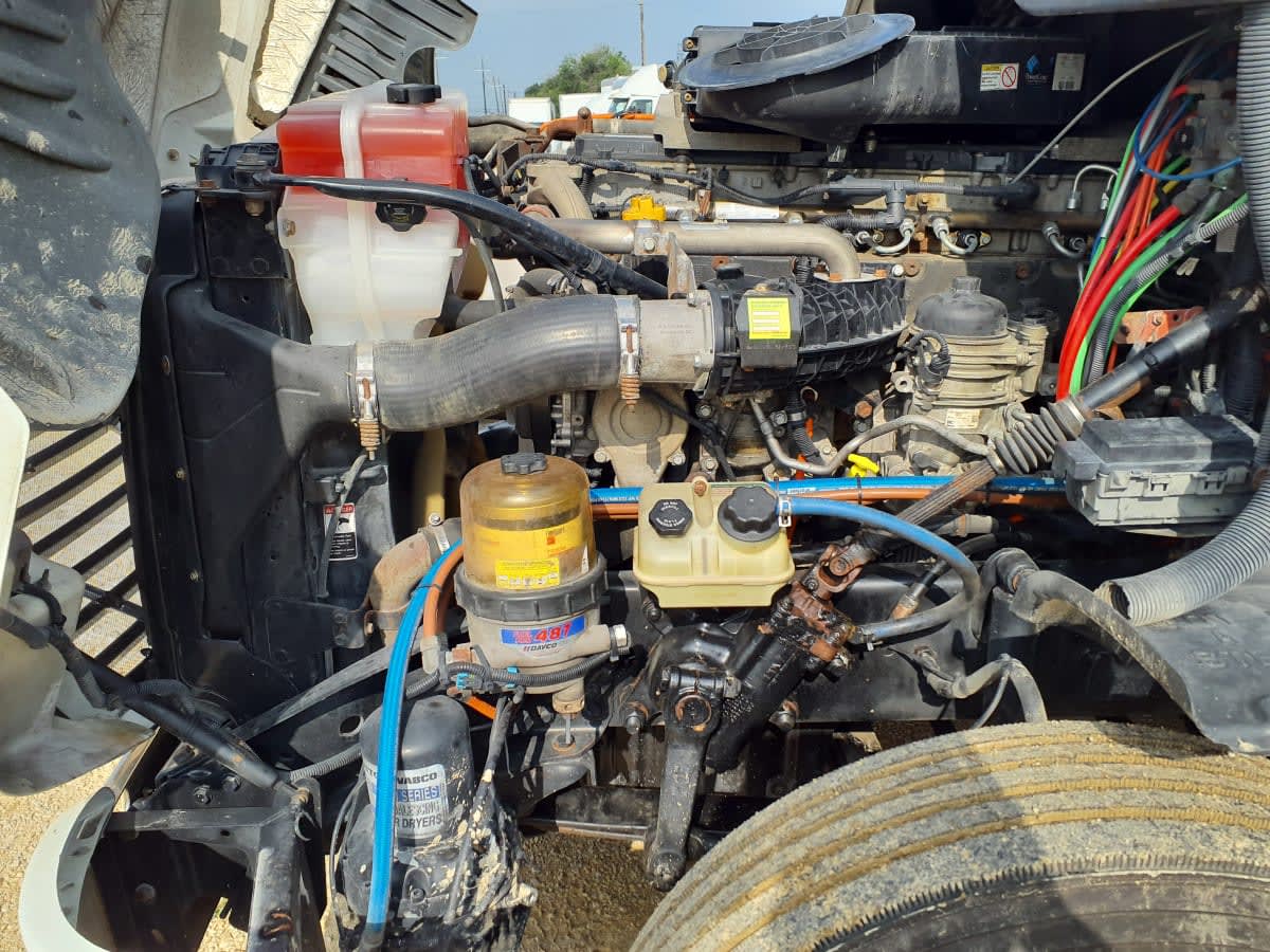 2019 Freightliner Cascadia in Converse, TX — photo 9