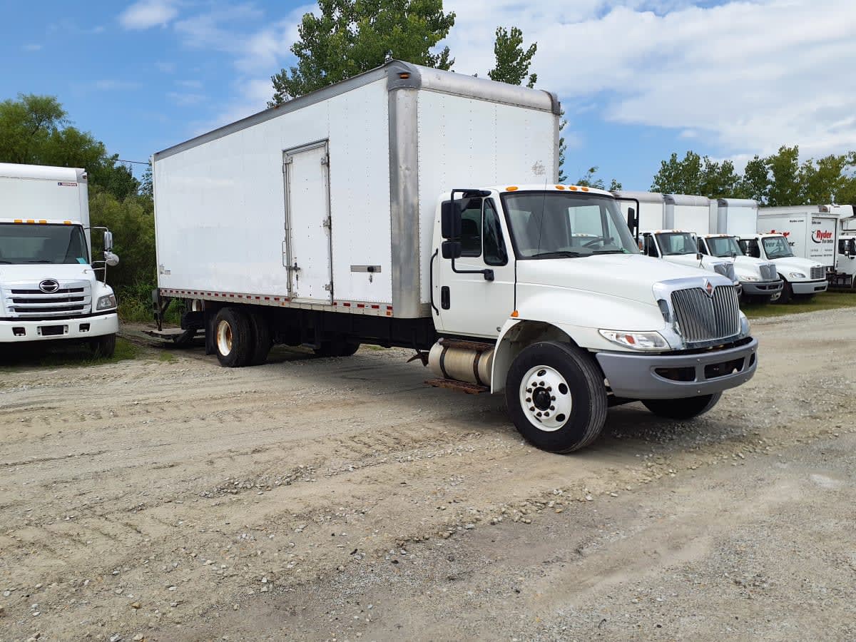 2019 International 4300 in Indianapolis, IN — photo 3