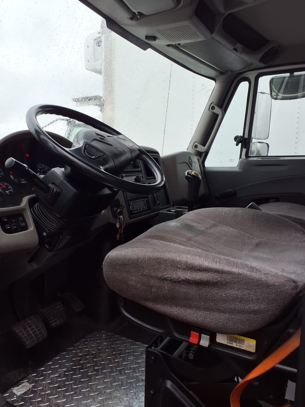 2019 International 4300 in Taylor, MI — photo 8