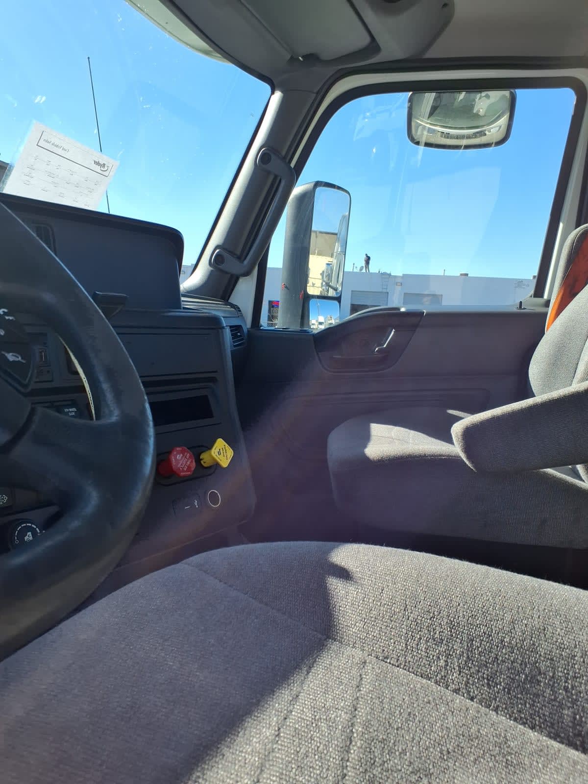 2019 International LT in Fort Worth, TX — photo 7