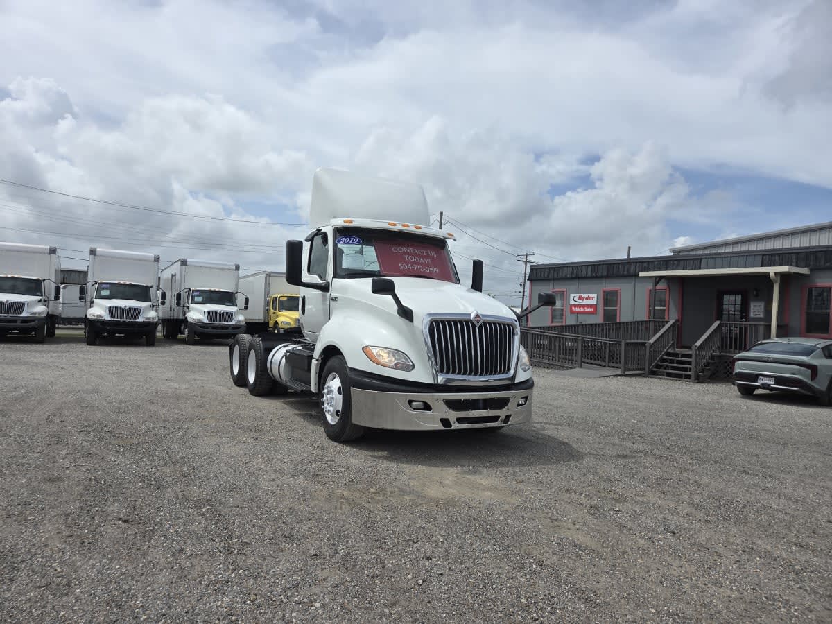 2019 International LT in St. Rose, LA — photo 3