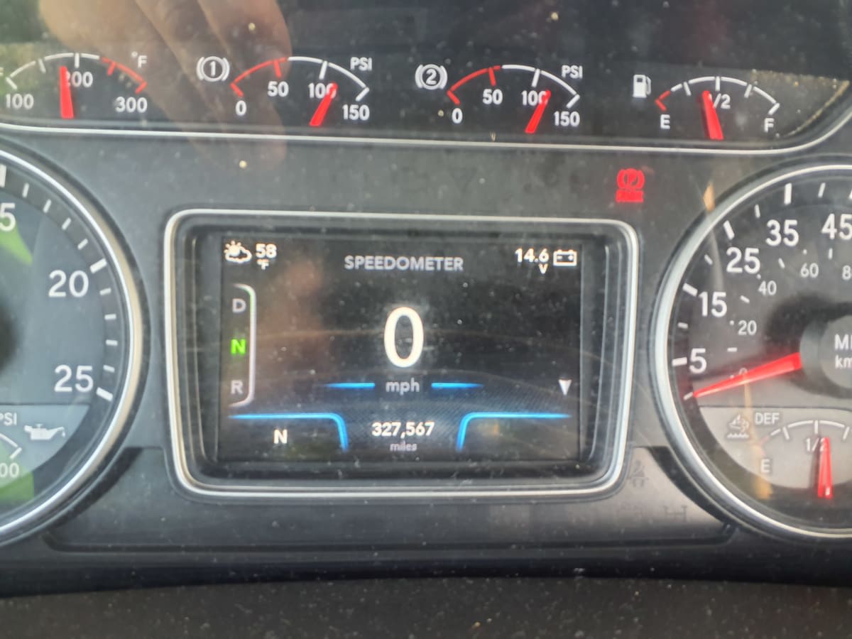 2019 International LT in Wayland, MI — photo 9