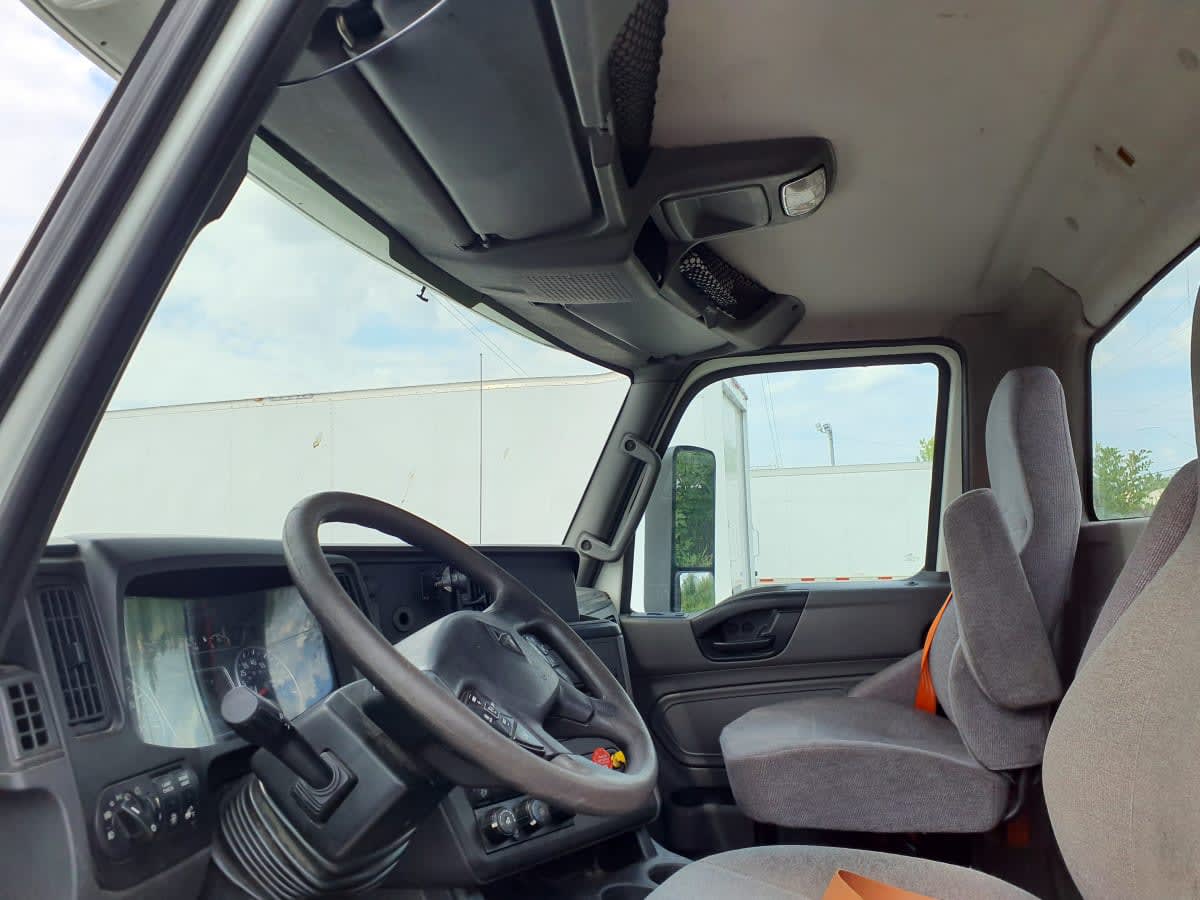 2019 International LT in Indianapolis, IN — photo 7