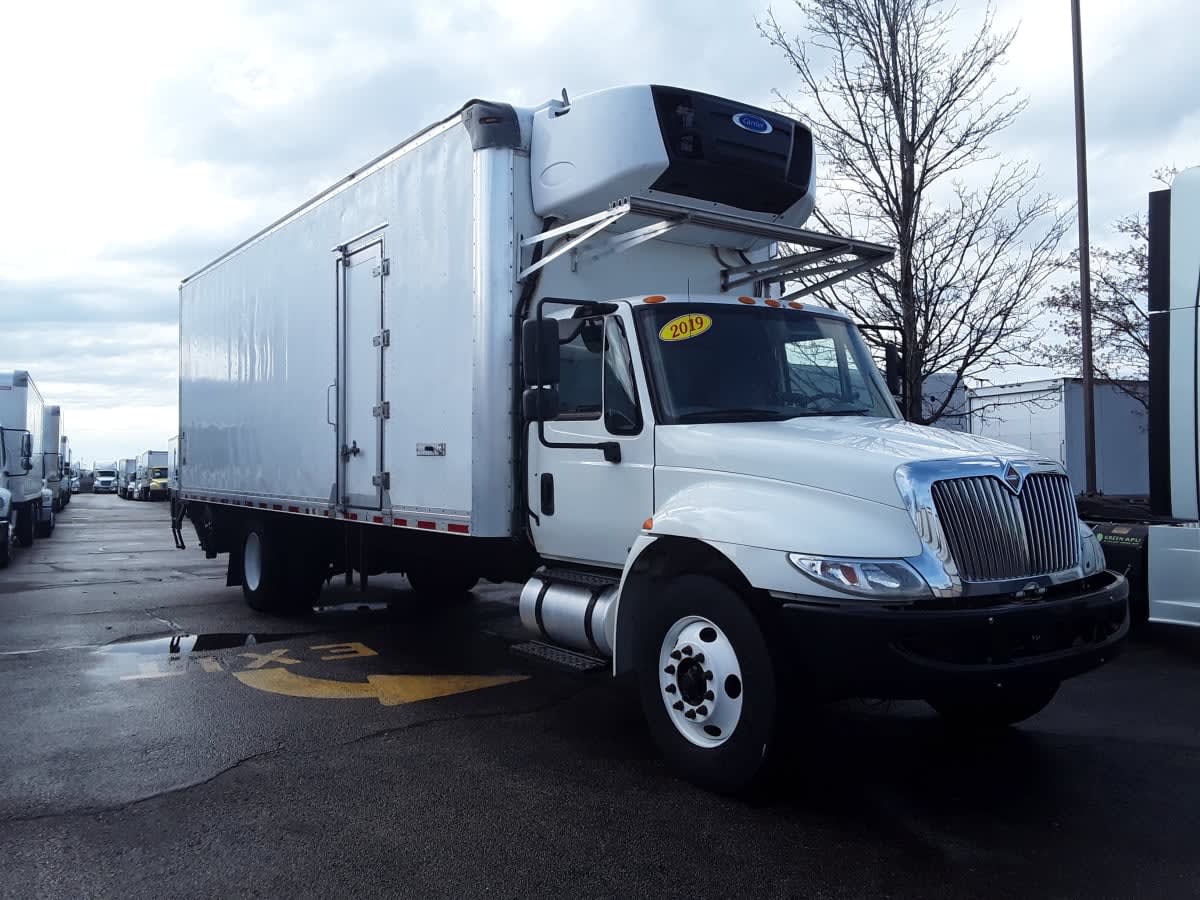 2019 International 4300 in Bolingbrook, IL — photo 3