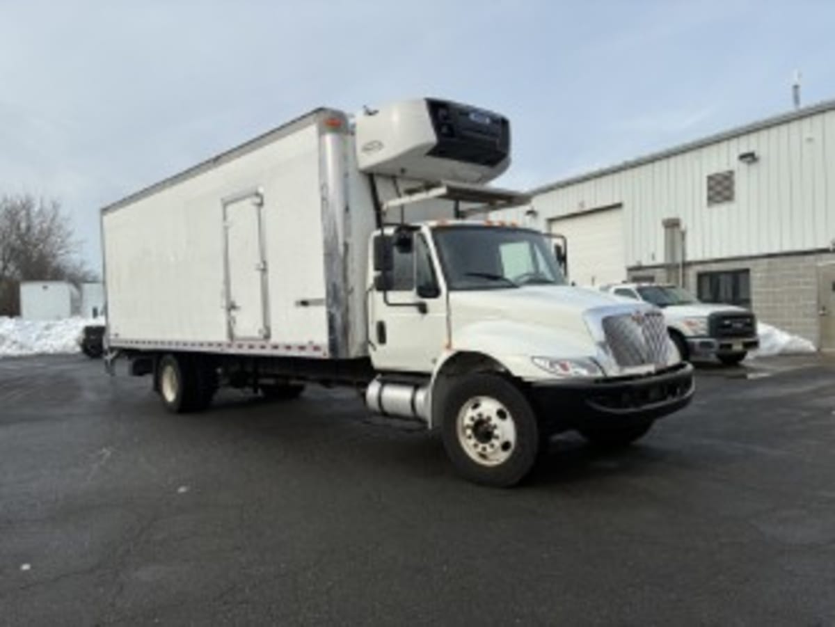 2019 International 4300 in Kearny, NJ — photo 3