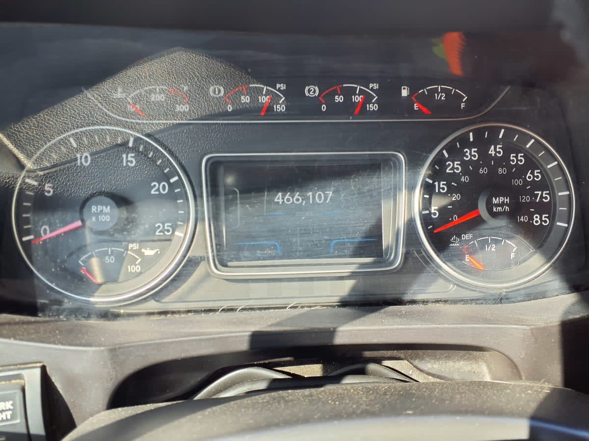 2019 International LT in Bolingbrook, IL — photo 10