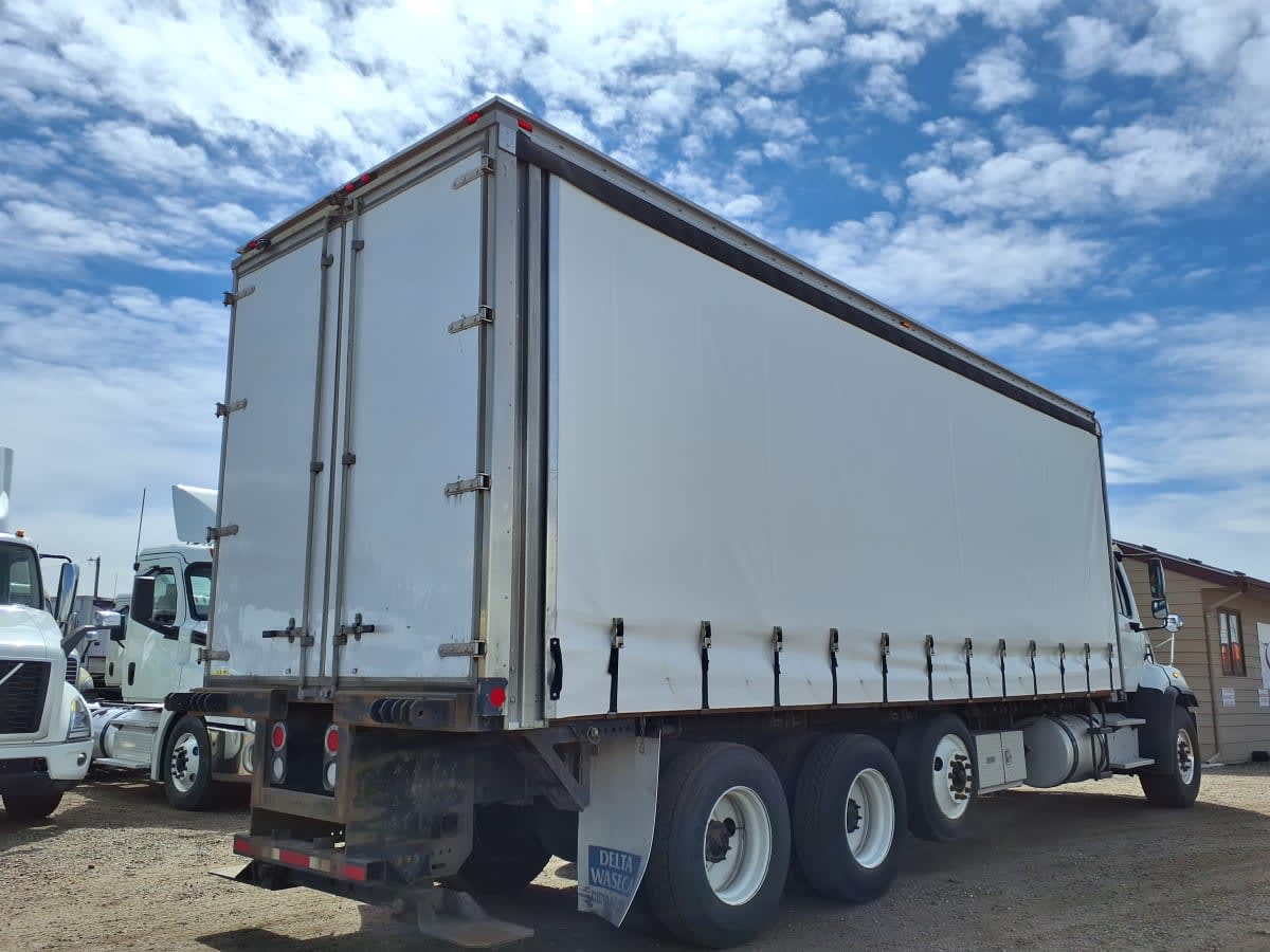 2019 International 4300 in Commerce City, CO — photo 4