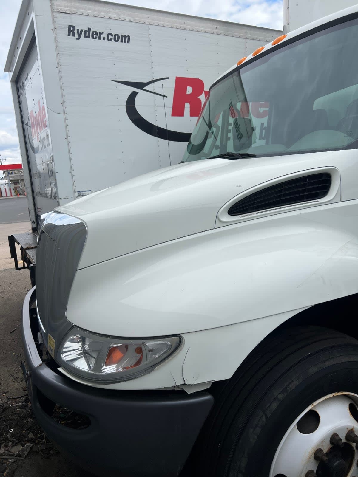 2019 International 4300 in Springfield, MA — photo 4