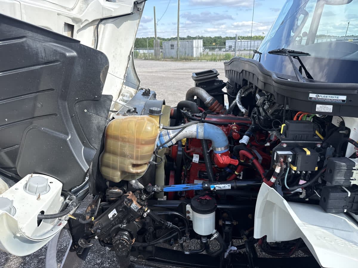 2019 International 4300 in Birmingham, AL — photo 9
