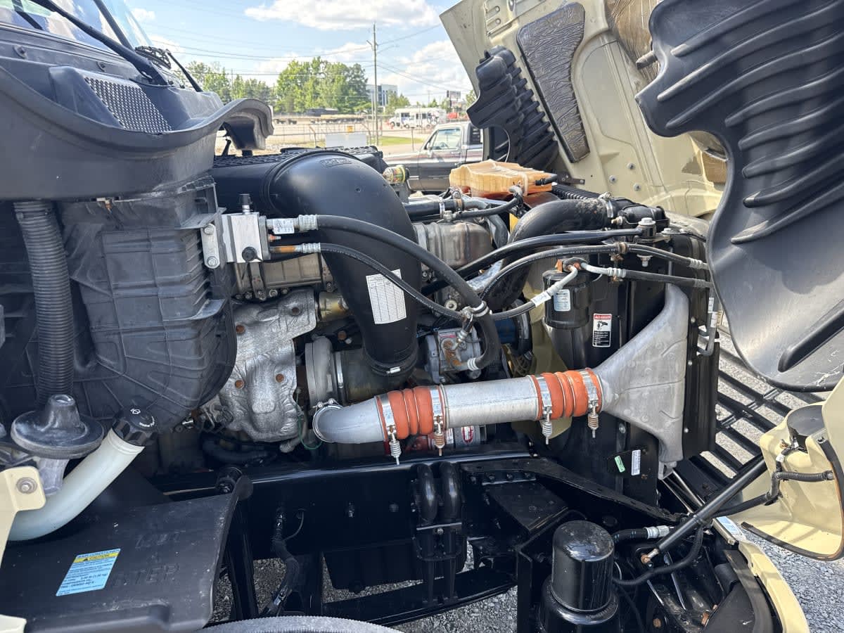 2019 Freightliner Cascadia in Birmingham, AL — photo 9