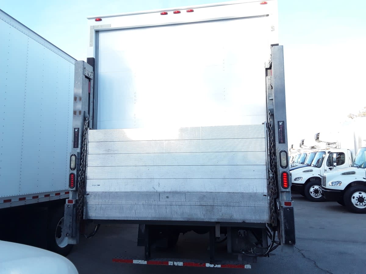 2019 Freightliner M2 106 in Montebello, CA — photo 5