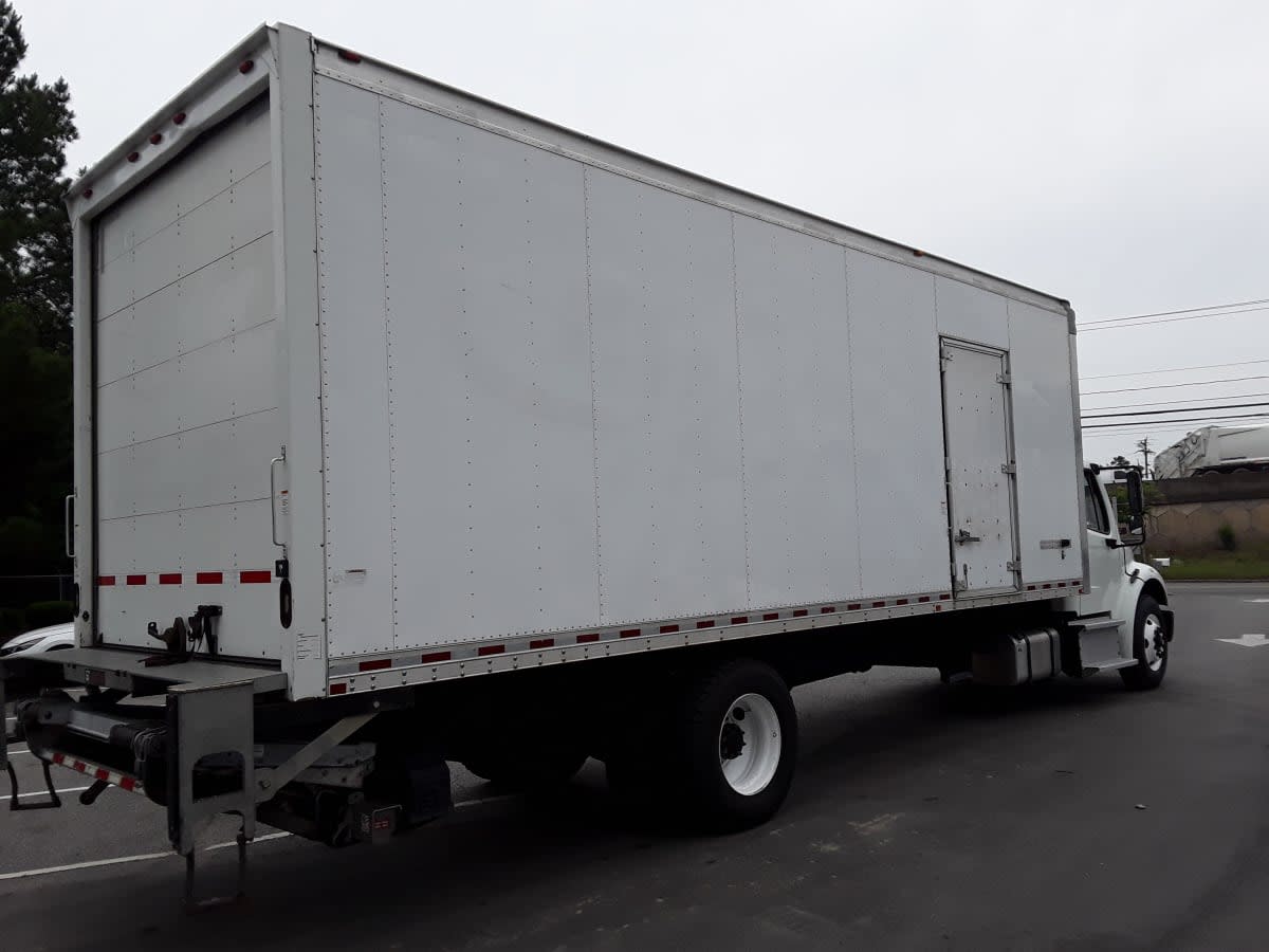 2019 Freightliner M2 106 in Charlotte, NC — photo 4