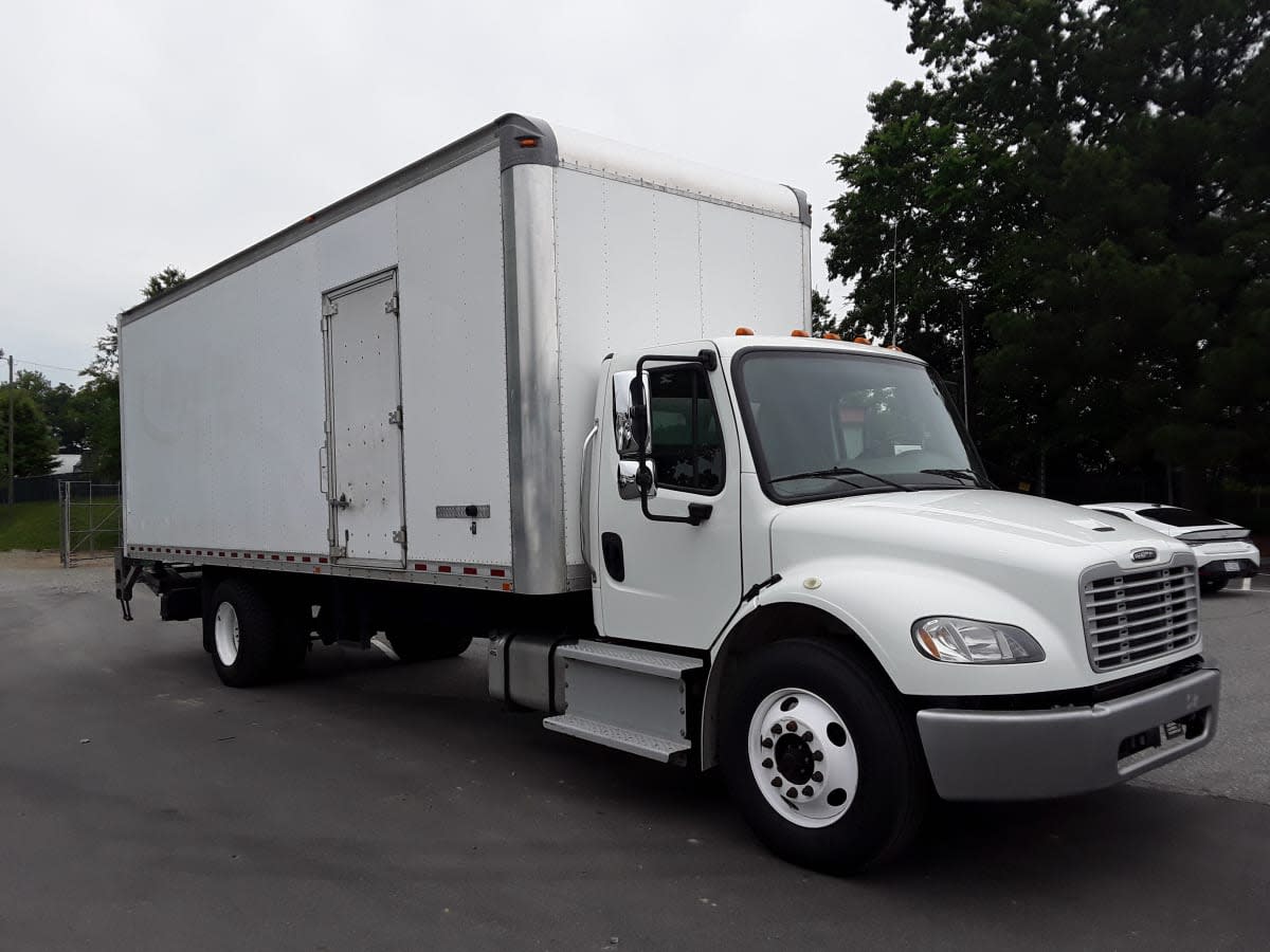 2019 Freightliner M2 106 in Charlotte, NC — photo 3