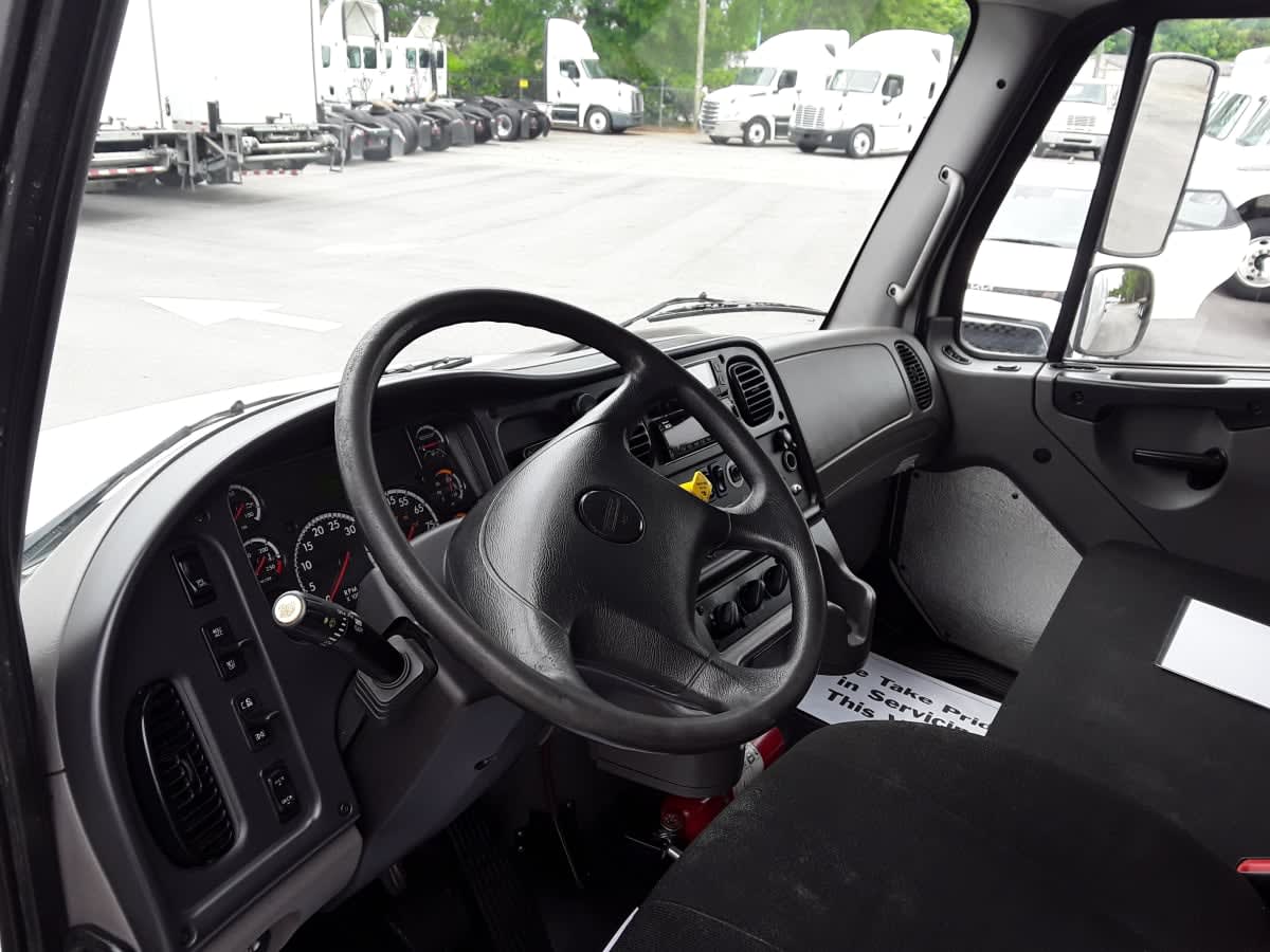 2019 Freightliner M2 106 in Charlotte, NC — photo 7