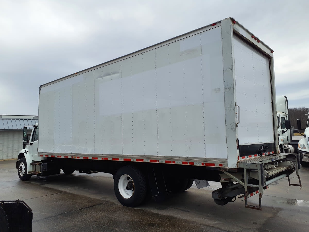 2019 Freightliner M2 106 in Oak Creek, WI — photo 6