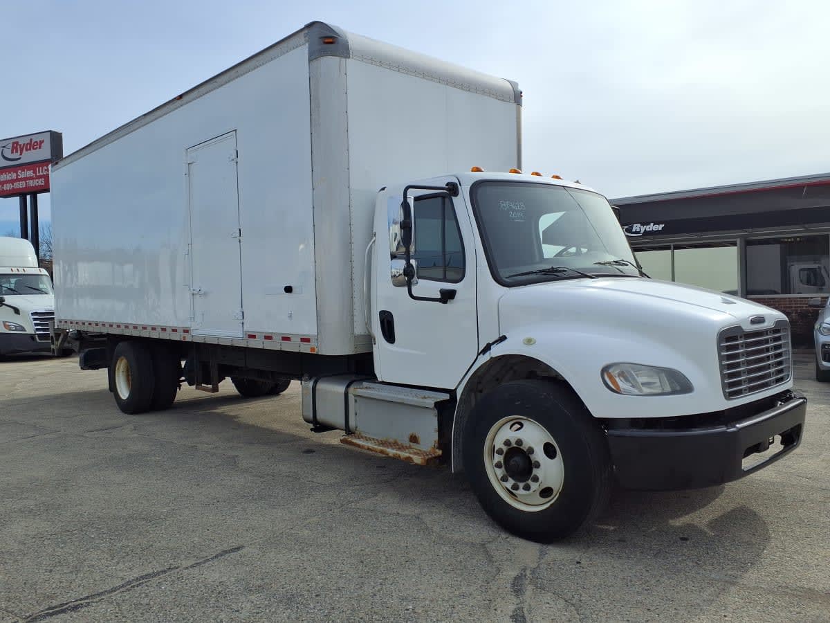 2019 Freightliner M2 106 in Warwick, RI — photo 3