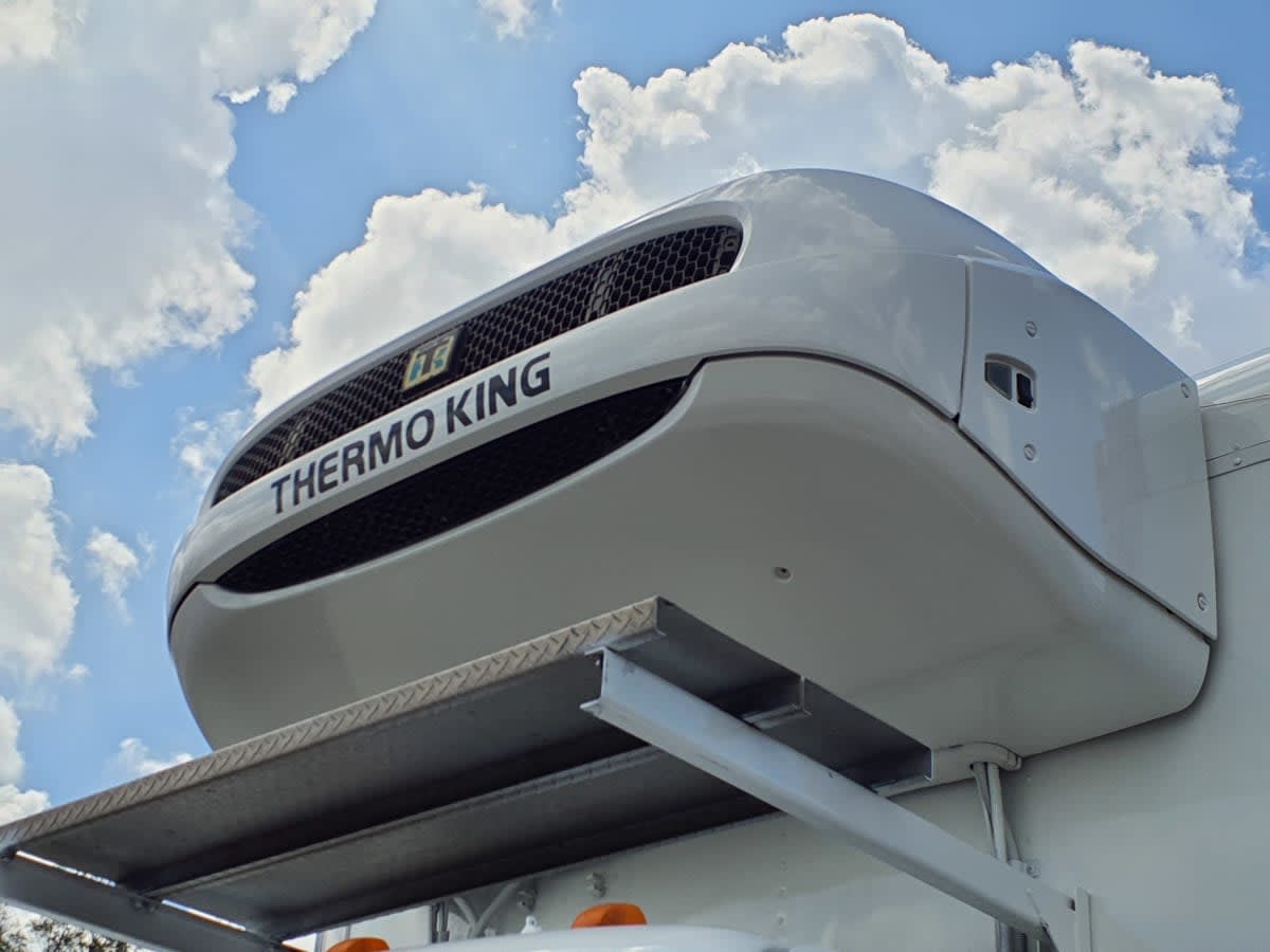 2019 Freightliner M2 106 in Miami, FL — photo 7