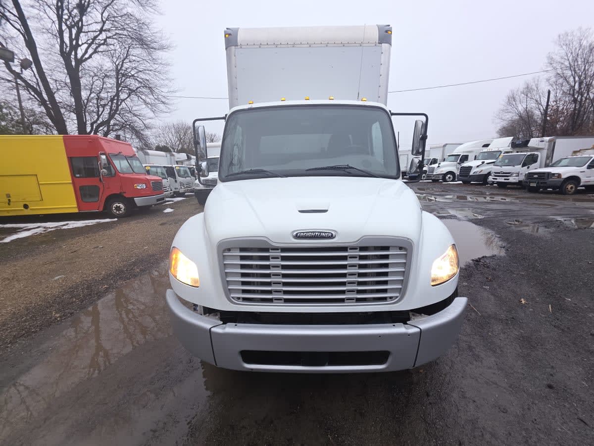 2019 Freightliner M2 106 in Bensalem, PA — photo 2