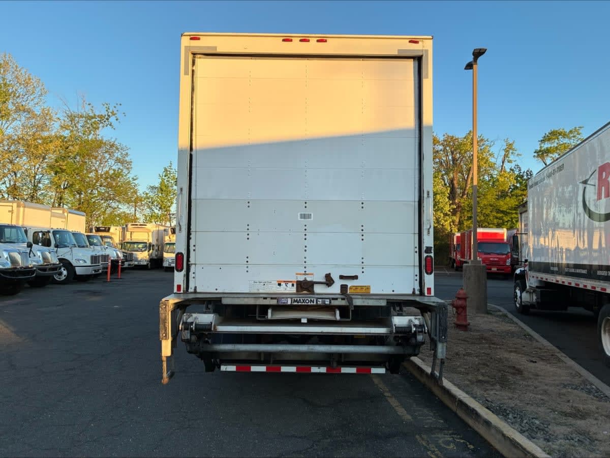 2019 Freightliner M2 106 in Newark, NJ — photo 5