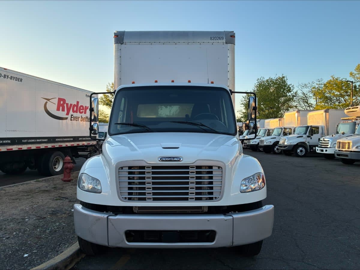 2019 Freightliner M2 106 in Newark, NJ — photo 2