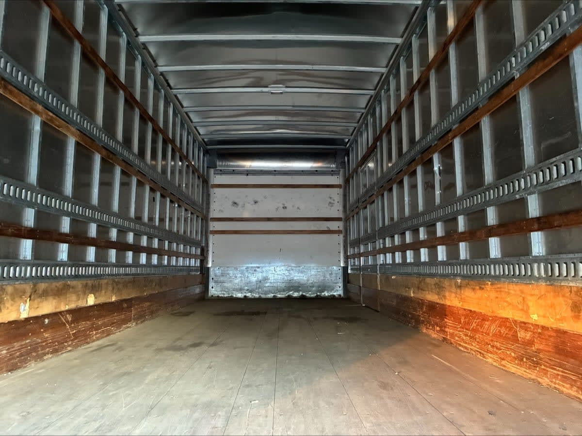 2019 Freightliner M2 106 in Newark, NJ — photo 8